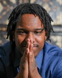 Erin Calloway's Instagram, Twitter & Facebook