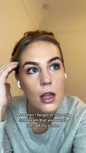 Ivy Hamilton's Instagram, Twitter & Facebook