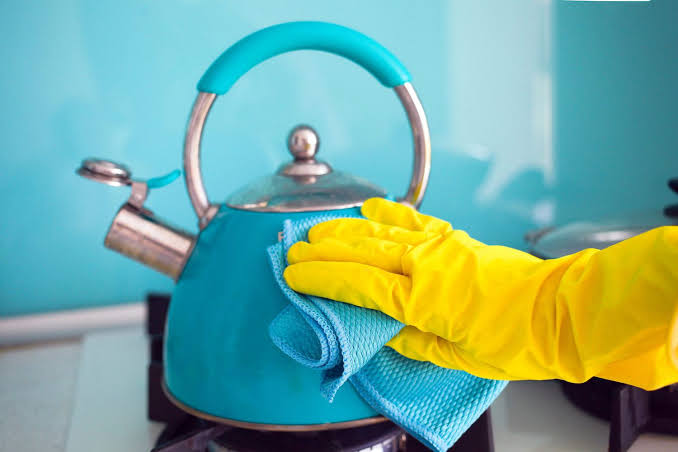 How to Clean a Tea Kettle and Remove Mineral Deposits