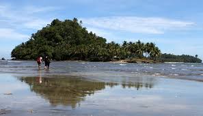 Mulai dari flying fox, perahu kayuh, berkuda, atv, etnic village, dan masih. Kian Banyak Turis Malaysia Kepincut Ini 6 Daya Tarik Kota Padang Travel Tempo Co