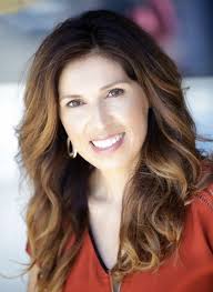 Ana Tavera's Instagram, Twitter & Facebook