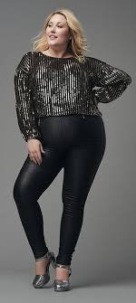Daughter of david hasselhoff fashion week as she shows her support hayley hasselhoff singging. Being A Plus Size Model Saved My Self Esteem David Hasselhoff S Daughter Hayley In Defiant Blast Daily Mail Online