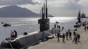 A search is underway in indonesia for a submarine that has gone missing with 53 people on the submarine, the kri nanggala 402, was built in germany in 1981, has a cruising speed of 21.5 knots. Navy Missing Submarine Has Oxygen Reserve Until Saturday News En Tempo Co