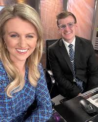 Welcome, Cedar Rapids native Charles Hart! Our new KCRG-TV9 Midday  Co-Anchor at 11am! Happy to have you here! Kristin is still our Morning  Co-Anchor from 4:30-7am! 🎤
