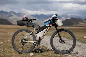 While playing animal crossing new horizons you might run into gulliver washed up on your beach. Lael S 2019 Silk Road Mountain Race Rig And Kit Bikepacking Com