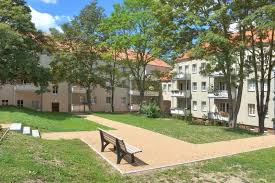 Wohnen im historischen städtchen erlach. 3 Zimmer Wohnung Zu Vermieten Fischer Von Erlach Str 34 06114 Halle Paulusviertel Mapio Net