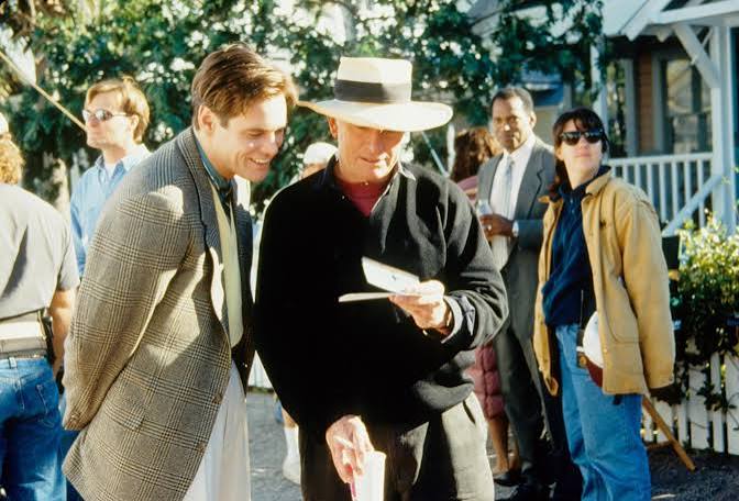 The Truman Show' at 28: Weir and Niccol's Uplifting Yet Prophetically  Disturbing Dystopian Satire • Cinephilia & Beyond