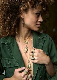 Brooke Gregson's Instagram, Twitter & Facebook