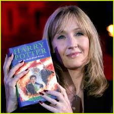 Jerry O'Connell Dresses Up as Santa Claus at WeVillage Holiday Party!:  Photo 4199435