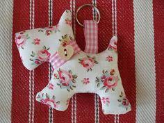 Porte Cles Porte Cles Sac Charme Chien Scottie En Par Flowerstitch Cath Kidston Fabric Scottie Dog Felt Crafts
