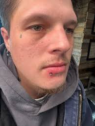 Tattoo and piercing services in Plainfield, IL