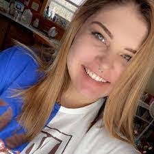 Rochelle Polkey's Instagram, Twitter & Facebook