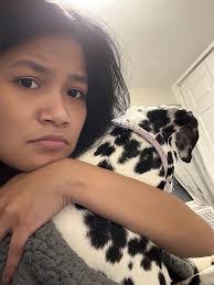 Kelly Smale's Instagram, Twitter & Facebook