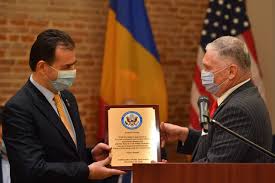 Ludovic orban is a romanian engineer and politician who served as the prime minister of romania from november 2019 to december 2020. Ambassador Adrian Zuckerman At The Awarding Of Plaque To Former Prime Minister Ludovic Orban U S Embassy In Romania