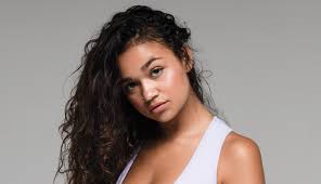 Hl spoke with madison bailey about how kiara will handle john b.'s presumed death, her hopes for season 2, and. Get To Know Outer Banks Star Madison Bailey Aka Kiara With These 10 Fun Facts 10 Fun Facts Exclusive Madison Bailey Outer Banks Just Jared Jr
