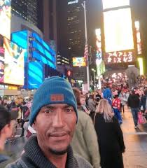 El chiste verga de la noche, patrocinado por Industrial André S,A. guau.  Una vez un maje estaba cocinando y la mama le dijo: Fundi el queso primero  y entonces el maje se