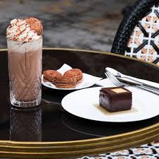 5 Superb Pastry Chefs And Chocolatiers In Paris In 2020 Chocolate Maker Chocolate Shop Rich Sweets