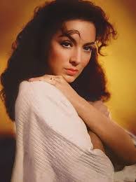 Debra Escalera's Instagram, Twitter & Facebook