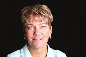 Casey Mceachern's Instagram, Twitter & Facebook