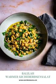 Balilah Warmer Kichererbsensalat Mit Gerosteten Pinienkernen Rezept In 2020 Beilagen Zum Grillen Kichererbsensalat Vegetarisches Essen
