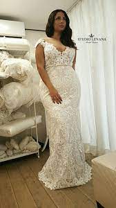 Perfect Mermaid Look For A Curvy Bride With Curvy Model Yardenhay Wedding Dresses Wedding Dresses Lace Plus Wedding Dresses