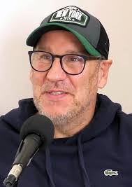 Stuart Mclaughlin's Instagram, Twitter & Facebook