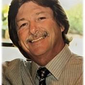 Robert Meers's Instagram, Twitter & Facebook