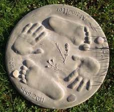 3d Handabdruck Und Fussabdruck Steinguss Abformset Fur Haus Garten Und Terrasse Exklusive Unikate Zum Diy Geschenke Garten Kinderbasteleien Bastelarbeiten