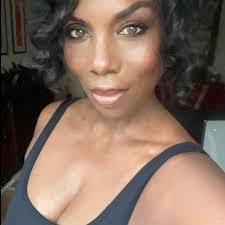 Loretta Imel's Instagram, Twitter & Facebook