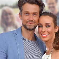 Wayne & Annemarie Carpendale