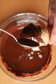 Wordless Recipe 1 How To Make Your Own Ice Cream Magic Chocolate Hard Shell Eat The Love Magic Chocolate Chocolate Food Facts