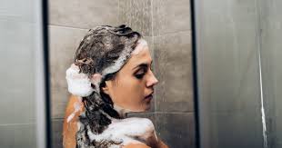 Dec 07, 2016 · con quale frequenza occorre lavare i capelli? Come Lavarsi I Capelli In Maniera Corretta I Nostri Consigli