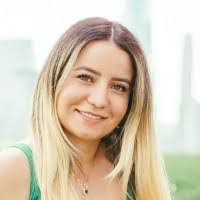 Diana Levasseur's Instagram, Twitter & Facebook