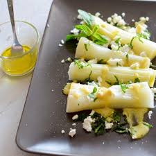 Poireaux Vinaigrette Menthe Et Feta Recette Poireaux Vinaigrette Poireaux Recettes De Cuisine