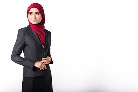 Untuk lelaki, sesuai pakai baju kemeja lengan panjang berwarna cerah dan tidak terlalu mengikut potongan badan atau ketat. Tips Penting Memilih Pakaian Formal Untuk Interview Bagi Wanita