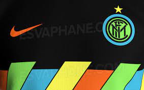 Va bene guardare al futuro, va bene lo sponsor, ma non ha niente a che fare con i ns. Inter Come Sara La Terza Maglia 2021 22 Richiamo Agli Anni 90 Calcio E Finanza