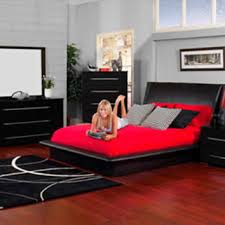 And once you've found the right mattress, be sure to check out all of our modern to contemporary bedroom sets. Modern Italian Amore Bedroom Furniture From Aarons Com