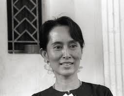 Honoring Women's Rights: Echoing Visual Voices Together ARTISTS