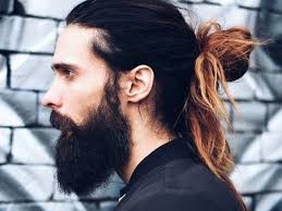 Man bun is the definitely in trends and women love it! 40 Irresistibly Attractive Long Hairstyles For Men Macho Vibes