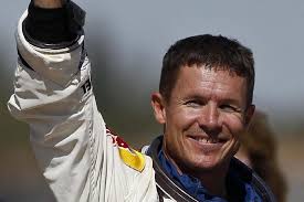 Felix Baumgartner makes record 24 mile leap from edge of space