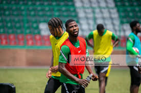 Kurtulmuş, sierra leone dışişleri bakanı kamara ile bir araya geldi. Iheanacho Tells Sierra Leone Poster Boy Kei Kamara Super Eagles Are On A Revenge Mission All Nigeria Soccer The Complete Nigerian Football Portal