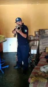 Jun 23, 2021 · los detenidos son pablo de 27 años, santiago de 42 y víctor de 46, los tres fueron trasladados al centro de justicia de san agustín. Video Policias De Ecatepec Violan A Menor De Edad