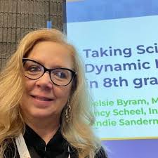 Nancy Scheel (@crazy4uia)