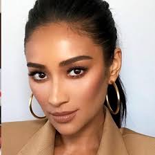 Try deep plum colored eyeliners instead your regular brown or black eyeliners. 10 Best Brown Eyeliners Of 2020 And How To Wear Them