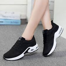 Hasil gambar untuk Sepatu Wanita Sneakers