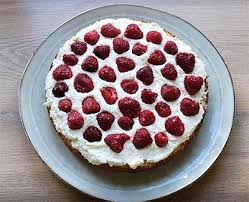 Gateau Edelweiss Framboise Chocolat Blanc Il Etait Une Fois La Patisserie Chocolat Blanc Gateaux Et Desserts Framboise