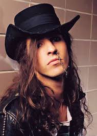 Rachel Bolan i SKID ROW fyller 50 idag. Hipp, hipp! Vilken är deras bästa  platta?