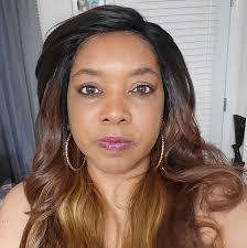 Dianna Elmore's Instagram, Twitter & Facebook