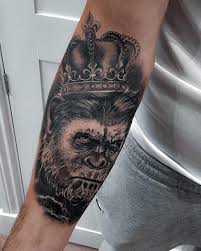 Maurice from planet of the apes piece i did at the tattoo extravaganza portsmouth this weekend.… Oliver Ayre Cesar Planet Of The Apes Superrrr Fun Facebook