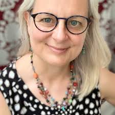 Emma Gregg's Instagram, Twitter & Facebook